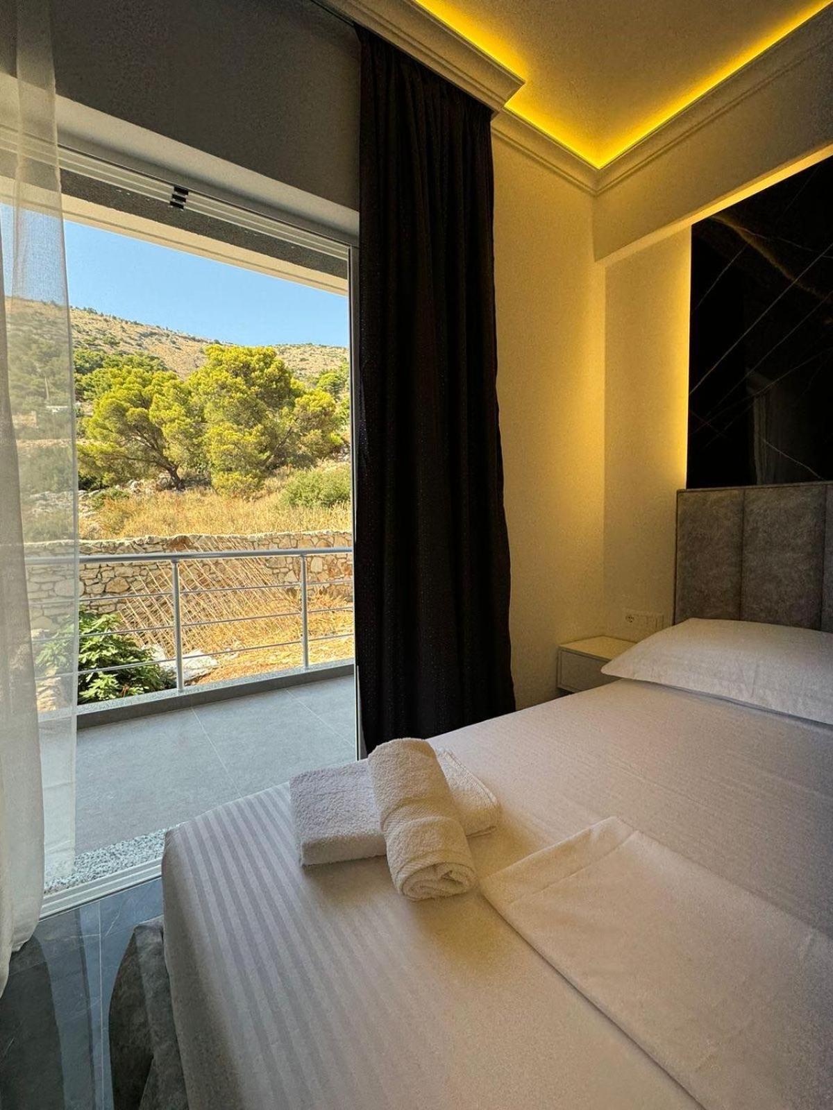 Noya Suites Sr Saranda Dış mekan fotoğraf